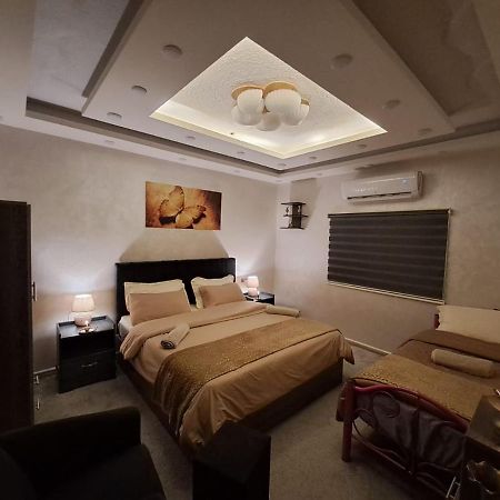 Cardostudio Hotell Jarash Eksteriør bilde