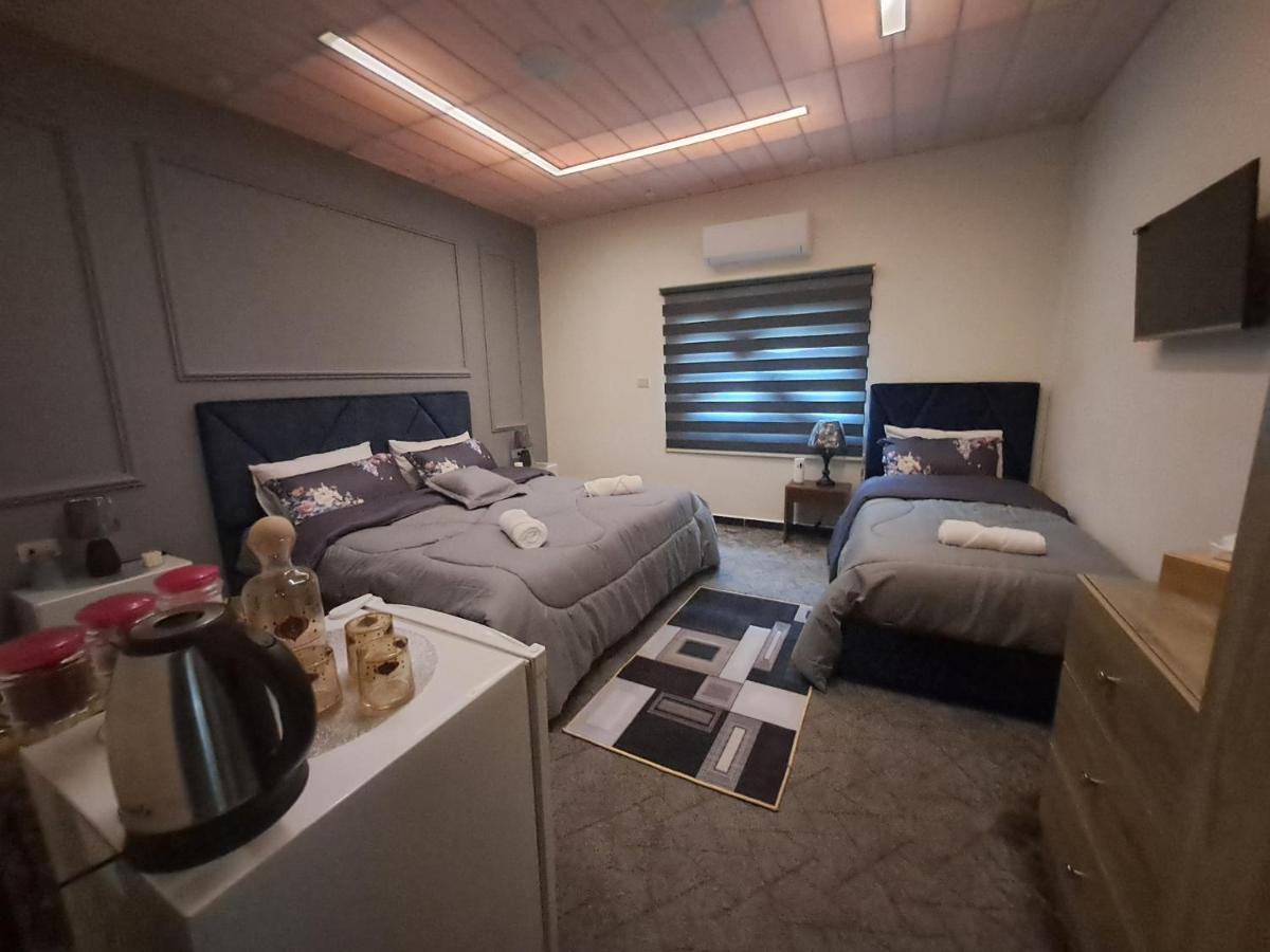 Cardostudio Hotell Jarash Eksteriør bilde